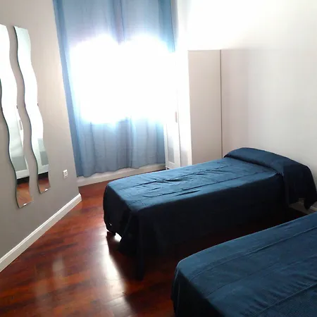 Enjoy Centro Y Playa Victoria Apartment Málaga